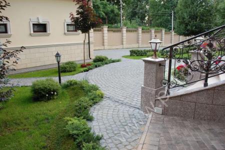 2012. Nikolina Mountain