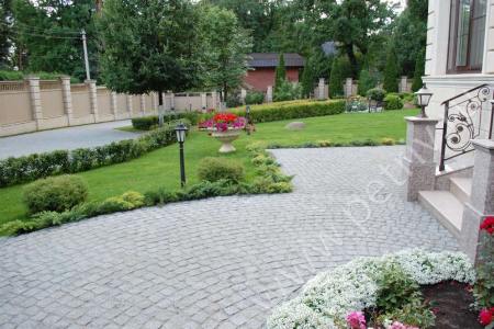 2012. Nikolina Mountain