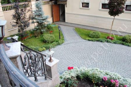 2012. Nikolina Mountain